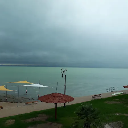 Mint Vendeghaz Maganszallashely شقة